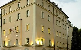 Centro Hotel Weisser Hase